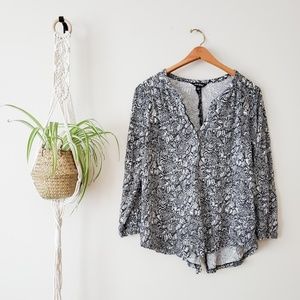 LUCKY BRAND Black & White Floral Peasant Top